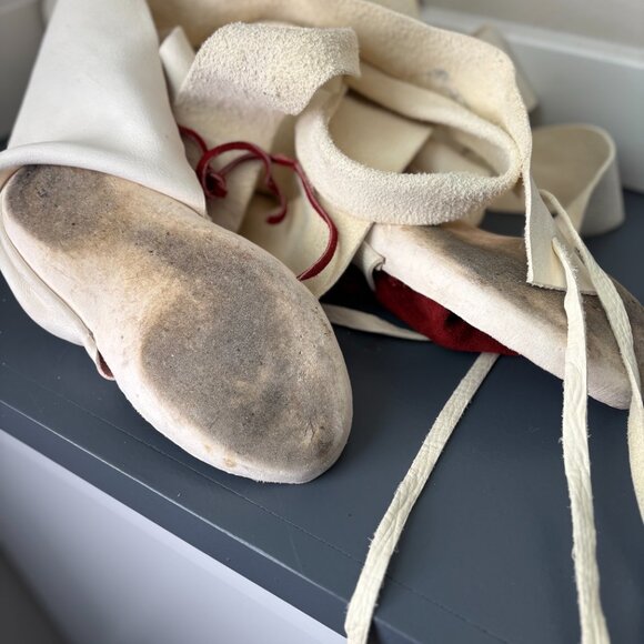 Authentic Women's Native American Style Legging Wrap Moccasins W/ Thick sole - Picture 4 of 7